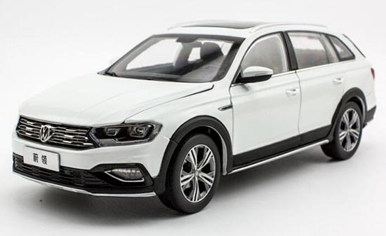 Volkswagen C-Trek diecast model in white