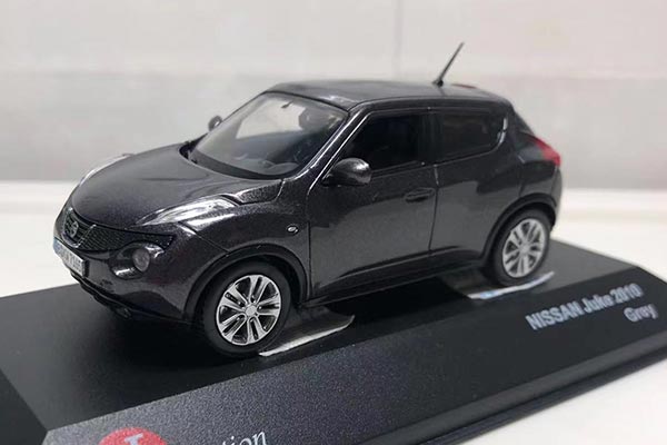 1/43 Nissan Juke Model in Gray