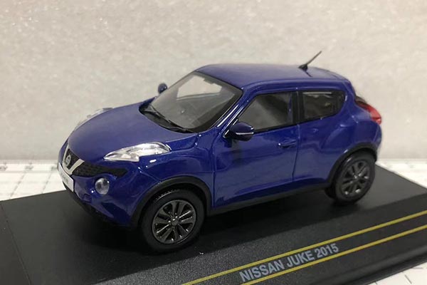 1/43 Nissan Juke Model in Blue