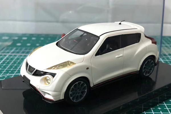 1/43 Nissan Juke Nismo Model in White